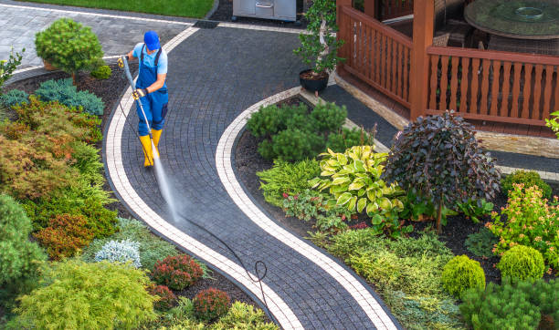 Why Choose Our Certified Pressure Washing Experts for Your Project Needs in St Anthony, MN?